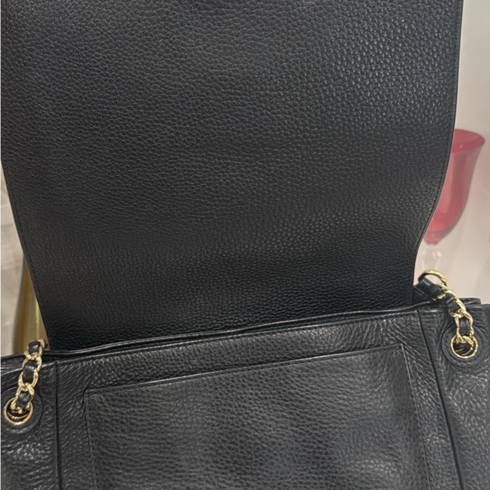 Black Leather Shoulder Bag - Picture 2 of 6